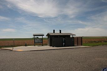 Photo of Alpowa Summit safety rest area on eastbound SR 12